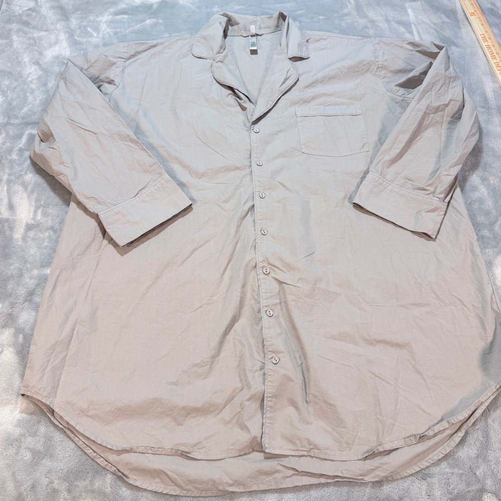 SKIMS Gray Button-Up Pajama Top